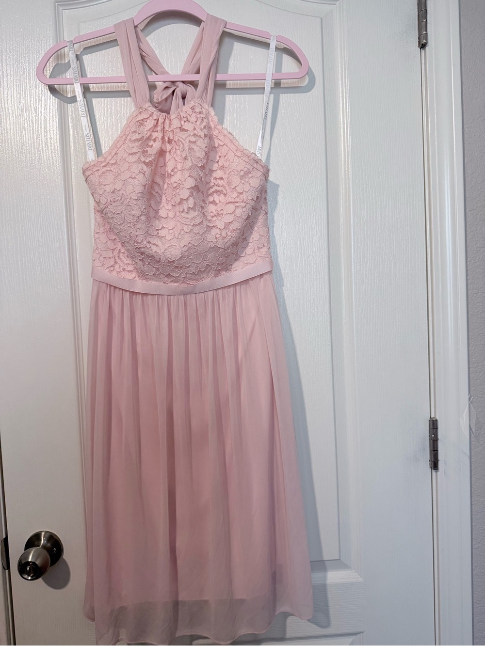 Sleeveless Lace Halter Formal Dress in Light Pink